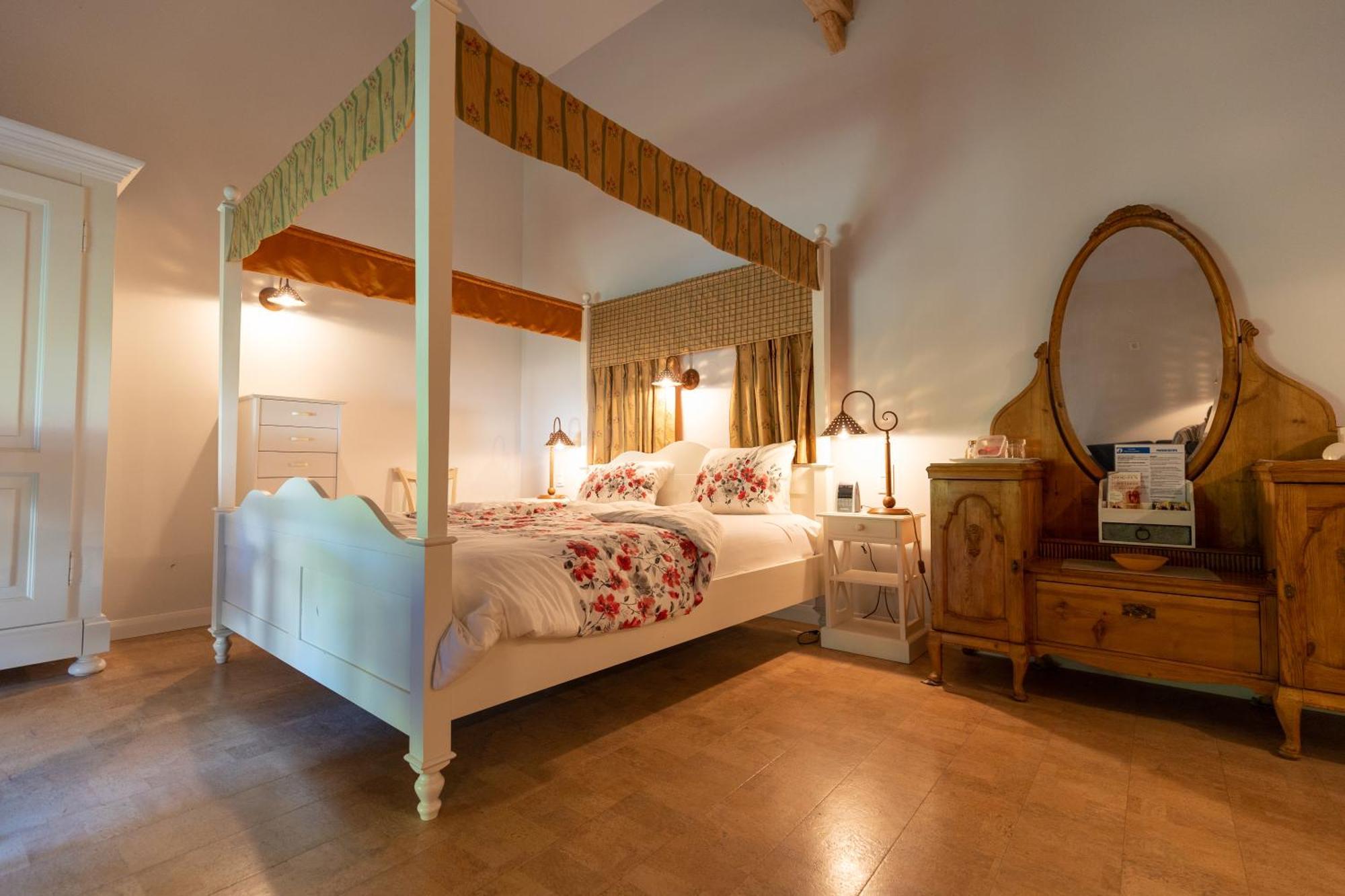 Vakantie Huizen De Heerlijkheid Satenbergh Villa Heers Ngoại thất bức ảnh