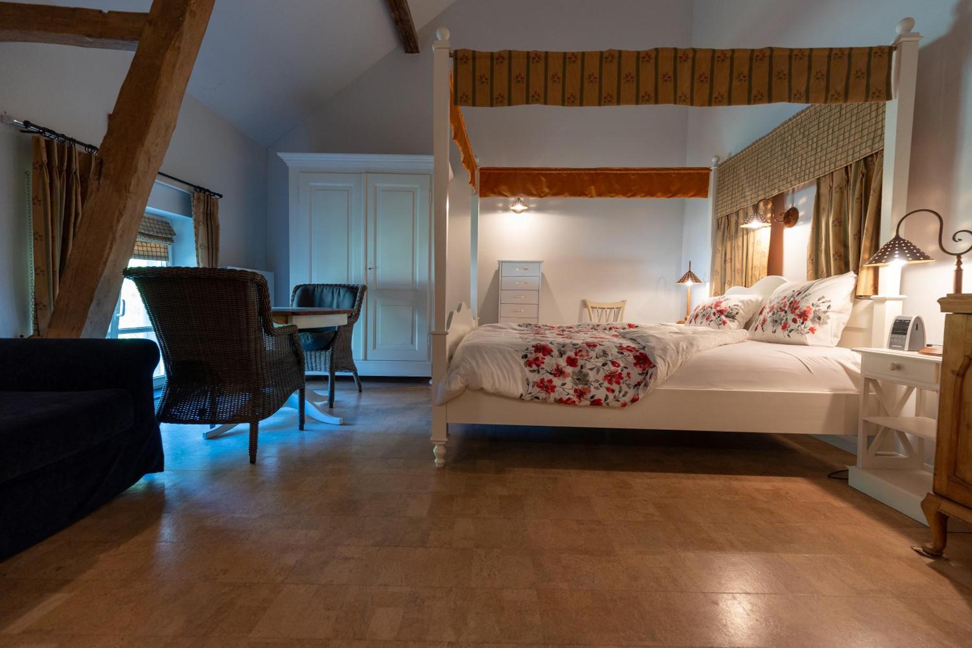 Vakantie Huizen De Heerlijkheid Satenbergh Villa Heers Ngoại thất bức ảnh