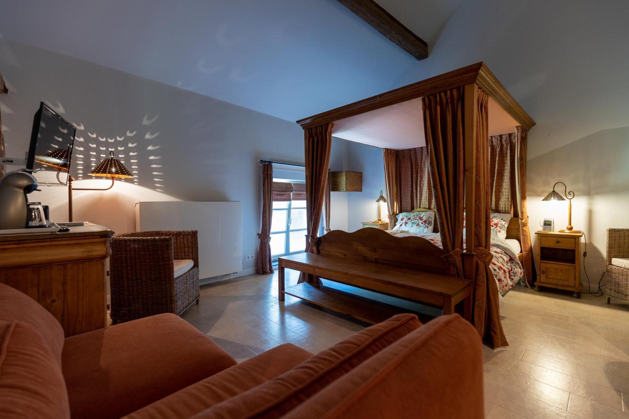 Vakantie Huizen De Heerlijkheid Satenbergh Villa Heers Ngoại thất bức ảnh